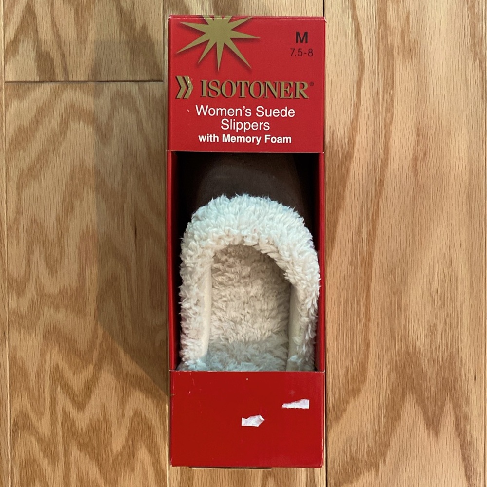 Isotoner dark brown memory foam slippers women size 7.5-8